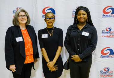 Donor Marilyn Keiner, Janiyah Fleming and guest.